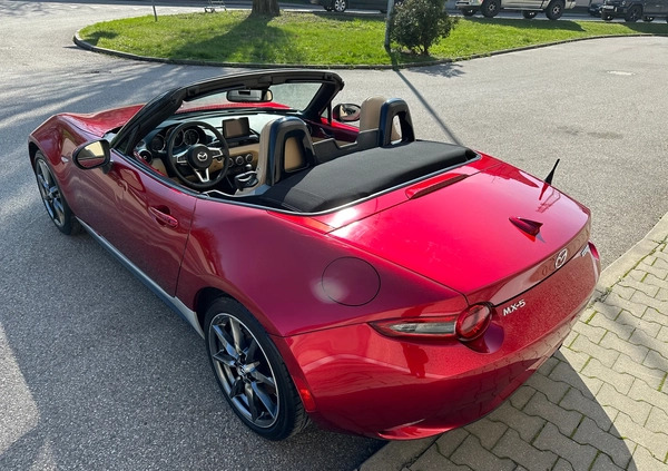 Mazda MX-5 cena 59900 przebieg: 32882, rok produkcji 2020 z Warszawa małe 562